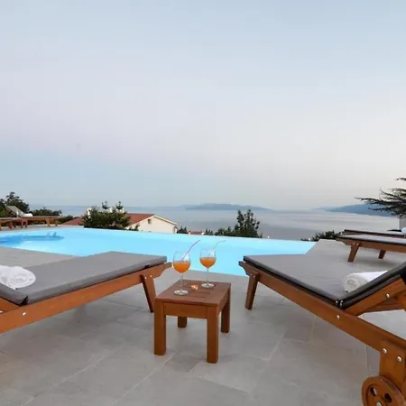 Holiday home Ferienhaus In Rubesi Mit Privatem Pool Und Meerblick Opatija